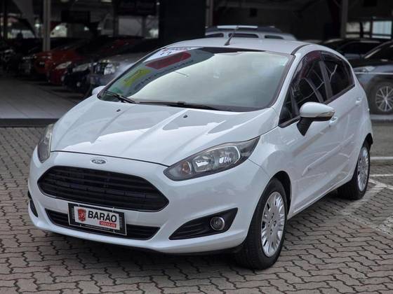 FORD FIESTA 1.6 SE HATCH 16V FLEX 4P POWERSHIFT FORD FIESTA 1.6 SE HATCH 16V FLEX 4P POWERSHIFT